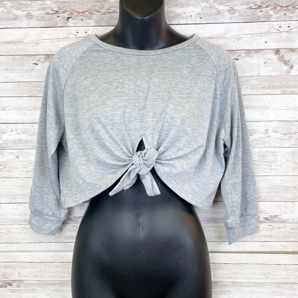 Fashion Nova Casual Gray Quarter Sleeve Crew Neck Tie Front Crop Top
